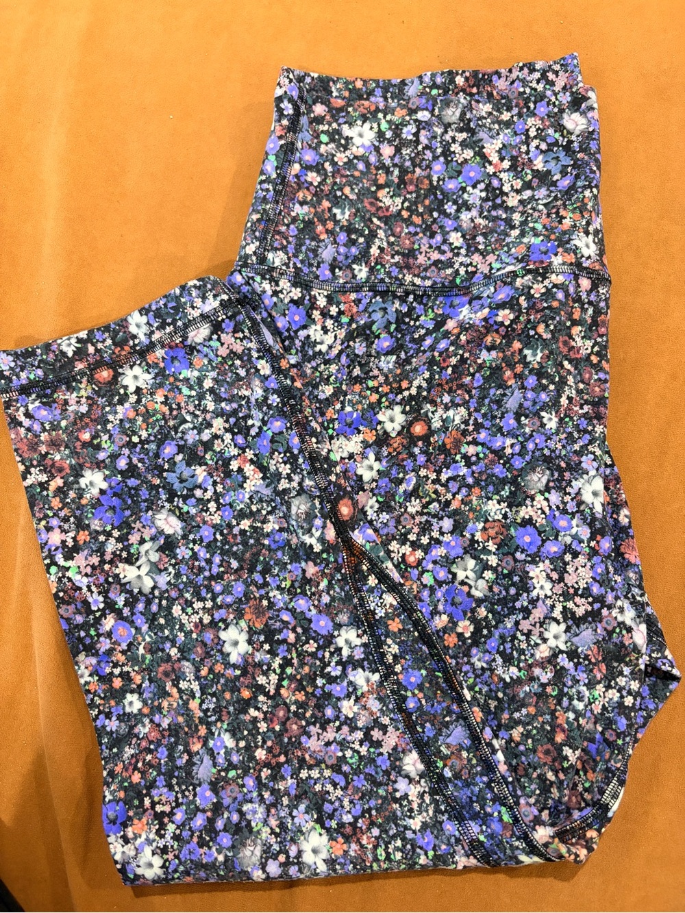 lululemon athletica Purple Floral Leggings - Picture 2 of 4